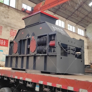 2PG1200x800型對(duì)輥制砂機(jī) 大型制砂機(jī)發(fā)往湖北