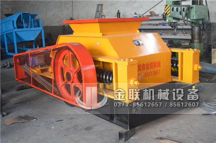 大型雙齒輥破碎機有哪些結構，都用于哪些行業？