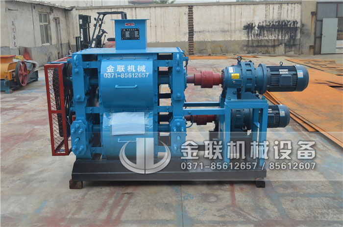 四輥式破碎機是怎樣工作的，它都有哪些性能優(yōu)勢？