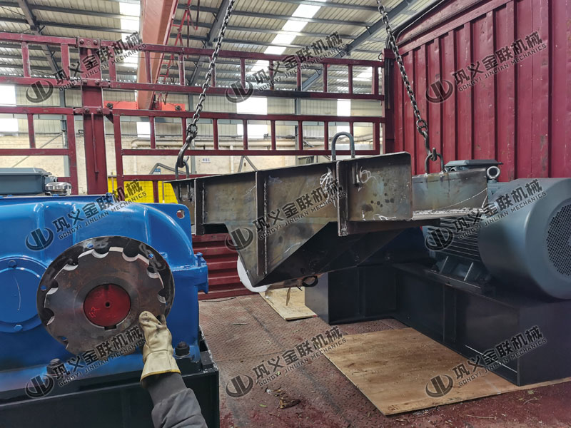 金聯(lián)雙齒輥破碎機(jī)質(zhì)量好穩(wěn)定性強(qiáng) 金聯(lián)雙齒輥破碎機(jī)質(zhì)量好穩(wěn)定性強(qiáng)