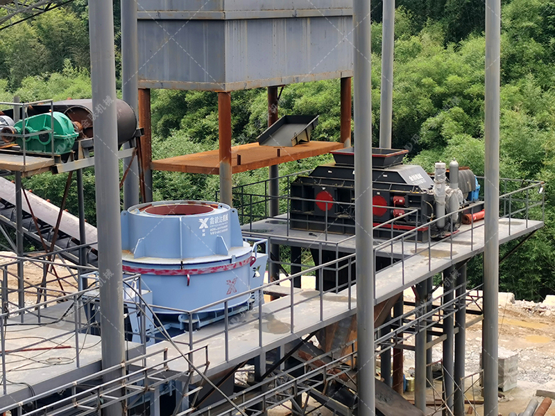 全自動(dòng)液壓對(duì)輥制砂機(jī)產(chǎn)量高嗎？?jī)r(jià)格貴嗎？