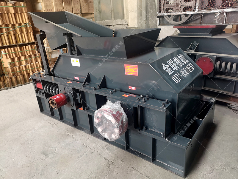 2PG0806彈簧式對(duì)輥制砂機(jī)-對(duì)輥破碎機(jī)發(fā)往河南