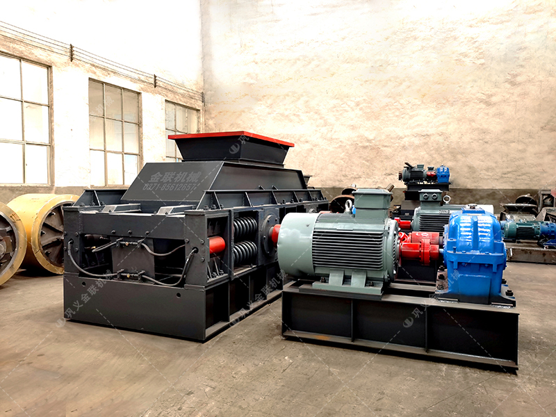 了解設(shè)備配置的技術(shù)參數(shù)，了解設(shè)備配置的技術(shù)參數(shù)，并根據(jù)對輥破碎機(jī)用戶的生產(chǎn)要求和物料硬度，合理構(gòu)建對輥破碎機(jī)的設(shè)備規(guī)格