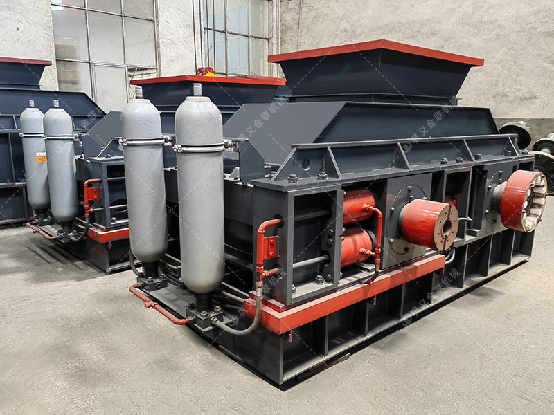 玄武巖制砂能替代河沙用于混凝土嗎？使用對輥破碎機怎么樣？